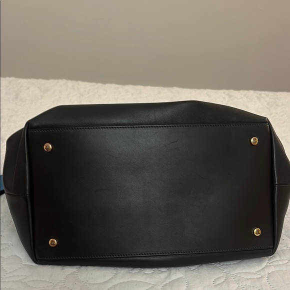 Tod's Vintage Black Leather Tote with Gold Accents Limited Edition Flower Bag - Picture 10 of 14